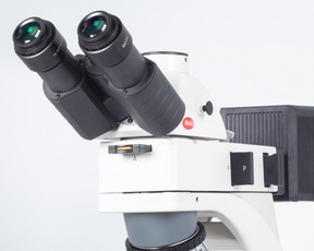 поляризация на металлографическом микроскопе MOTIC BA310 MET